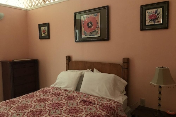 Hotel Ellen Bay Cottages (Coconut Hall)